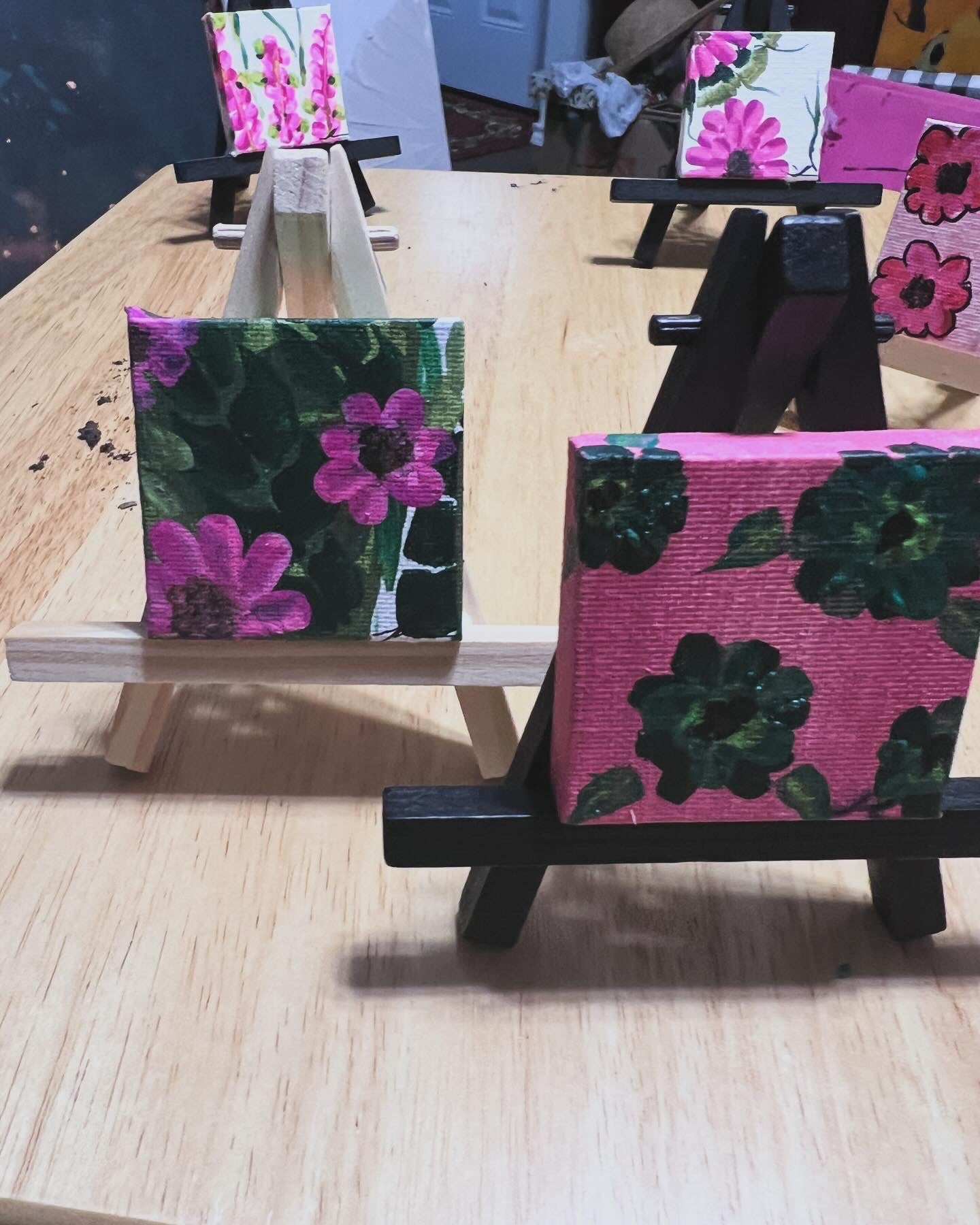Floral Mini's